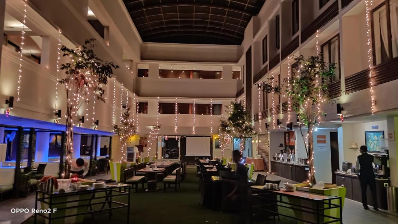 Citrus Hotel Lonavala Dış mekan fotoğraf