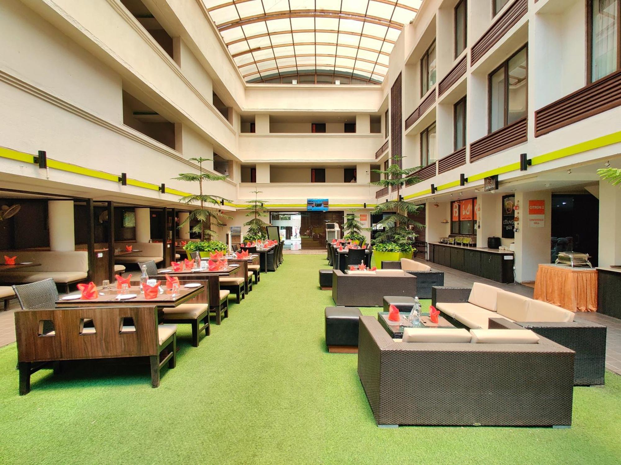 Citrus Hotel Lonavala Dış mekan fotoğraf