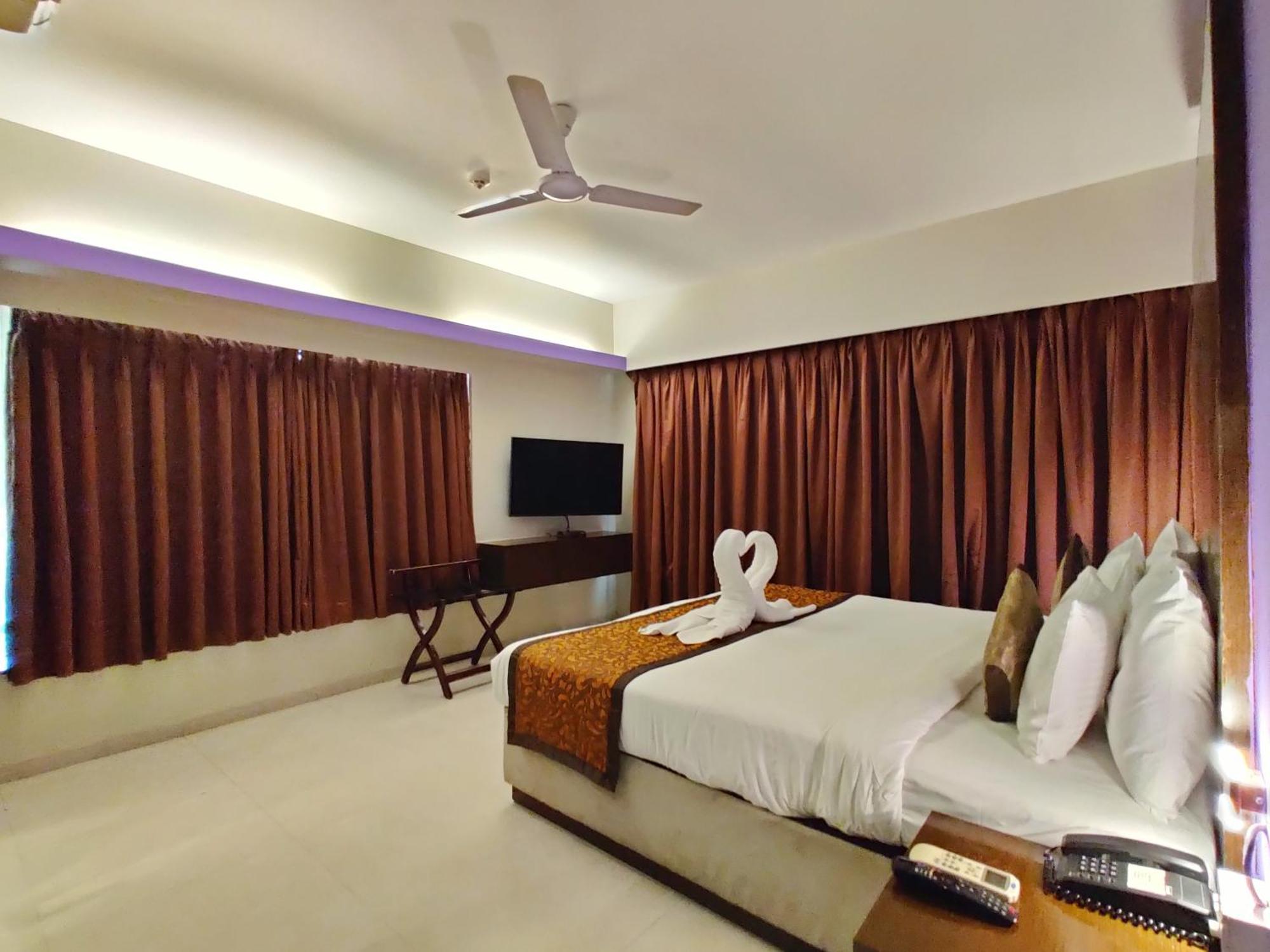 Citrus Hotel Lonavala Dış mekan fotoğraf